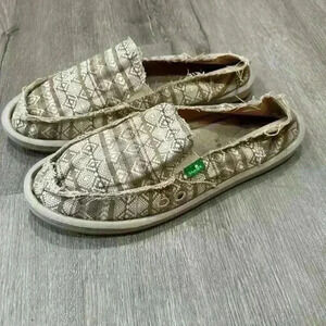 Sanuk Women’s Donna Tribal Sidewalk Surfers Beige/Tan Women’s Size 8